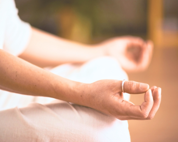 La connessione tra pelle e stato psicologico: per sentirmi bene mi devo (anche) vedere bene